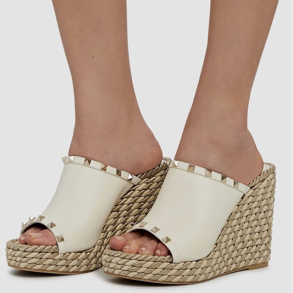 Authentic Valentino wedges